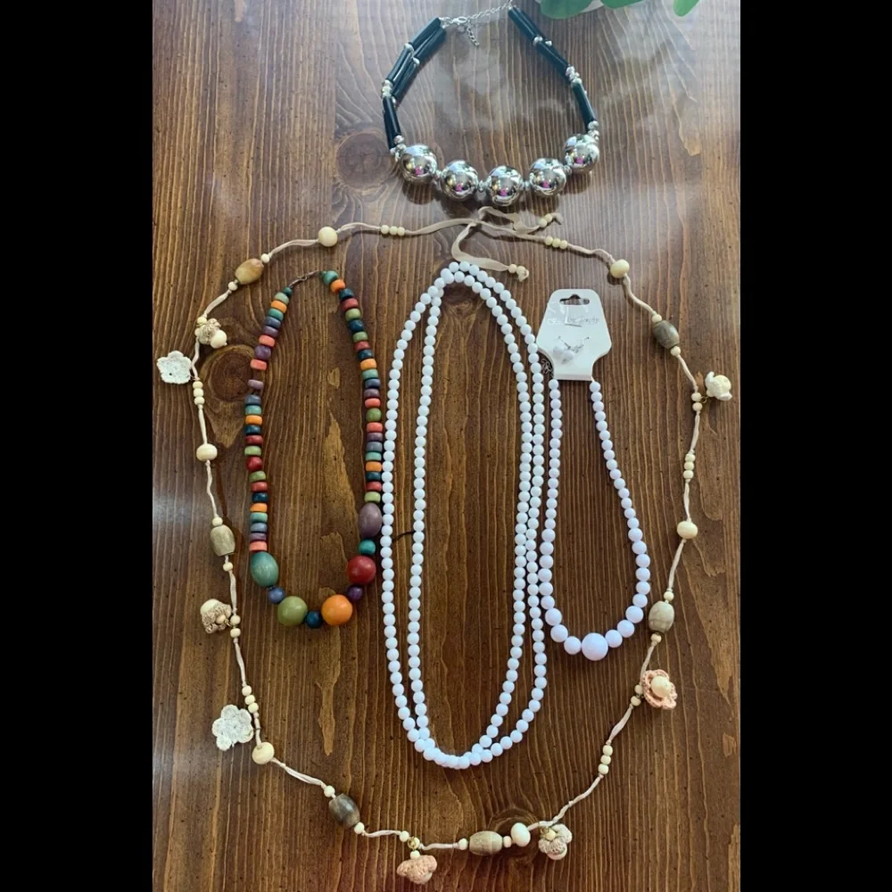 Lot Of 5 Vintage Costume Beaded Necklaces, All Excellent Condition!